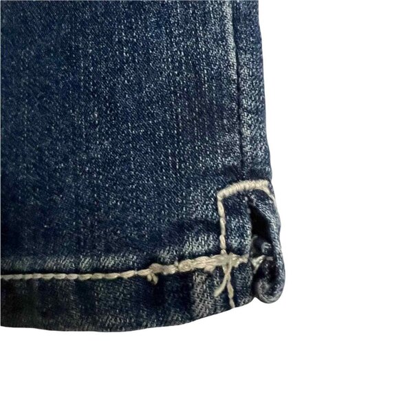 YMI Women's Denim Bermuda Shorts Size 1 Flap Pockets Stretch Blue Low Rise Blue - Picture 6 of 12